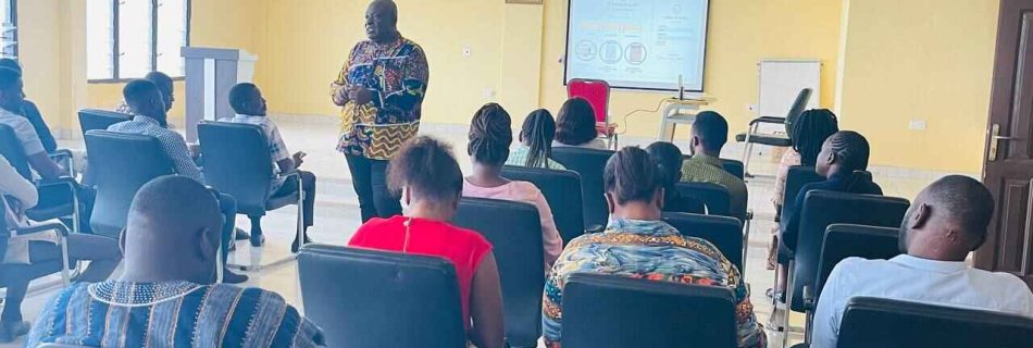 6003348825441419230 121 950x320